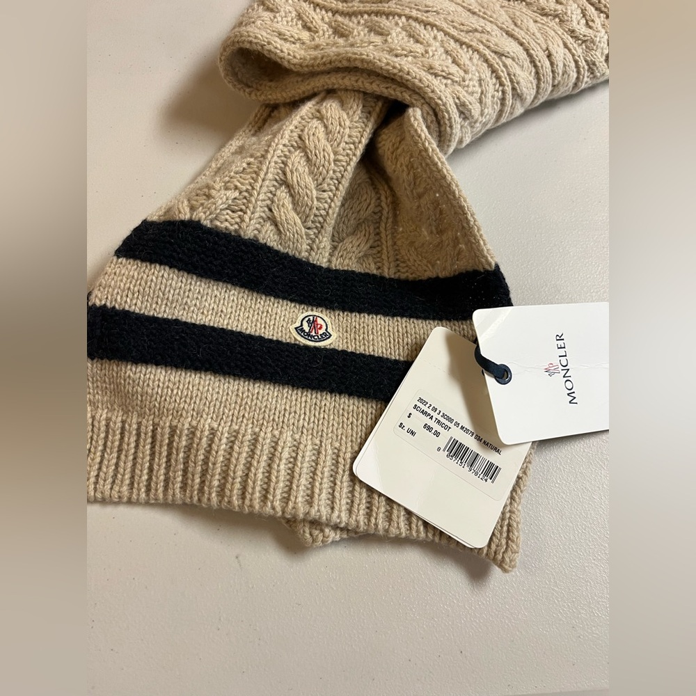 Moncler Scairpa Tricot Tan and Black Cable Knit cashmere blend Scarf - Picture 12 of 14